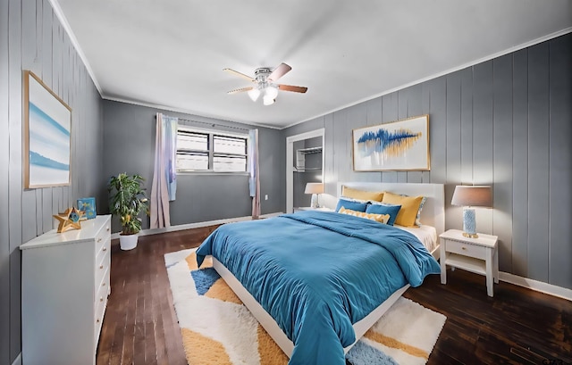 507 Bascom Rd, Whitehouse, TX 75791 - bedroom with crown molding, wood-type flooring, and ceiling fan