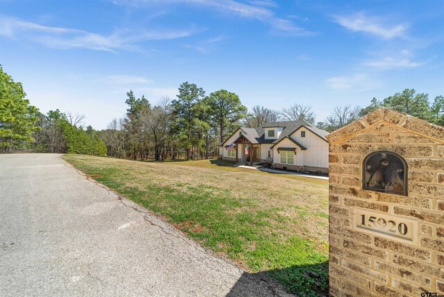15920 Shepards Gln, Lindale, TX 75771 - exterior space with a front yard