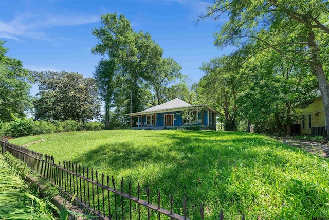 230 N Henderson St, Rusk, TX 75785 - view of yard with fence