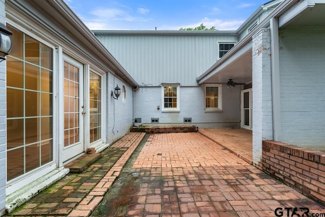 2318 S Chilton Ave, Tyler, TX 75701 - view of patio featuring ceiling fan