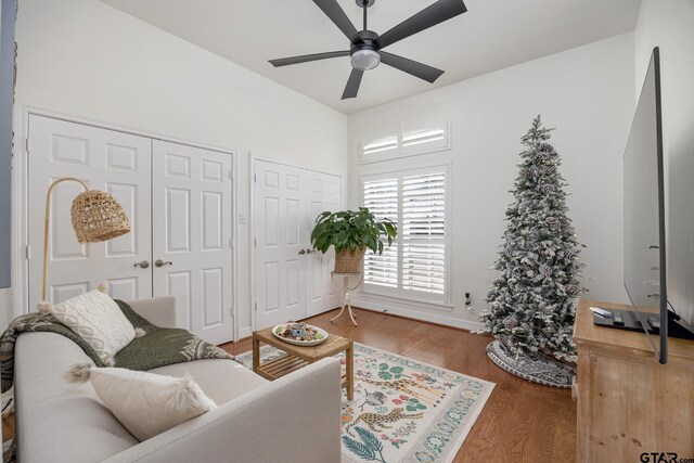 110 Carmel, Bullard, TX 75757 - living area featuring a ceiling fan, wood finished floors, and baseboards