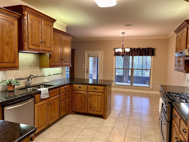 kitchen featuring tasteful backsplash, appliances with stainless steel finishes, ornamental molding, under cabinet range hood, and a sink