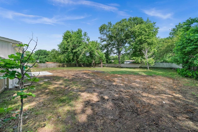 view of yard with a patio area