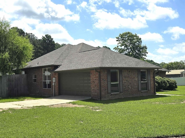307 Bob White St, Pittsburg, TX 75686 - photo 2