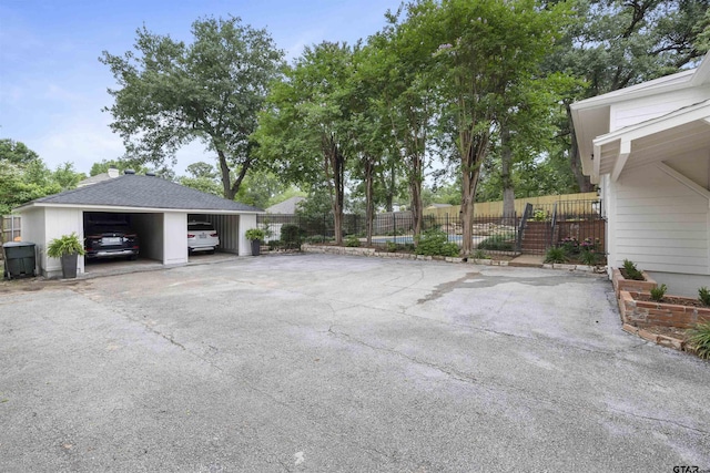 2417 Old Bullard Rd, Tyler, TX 75701 - view of parking / parking lot