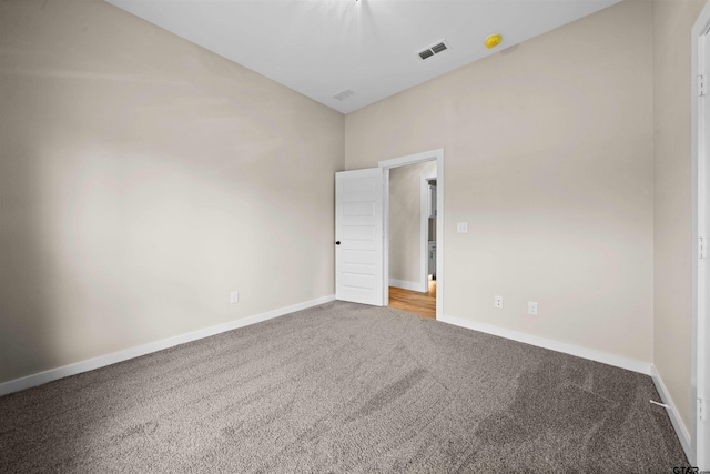 16221 Crossing Cir, Lindale, TX 75771 - empty room featuring carpet floors and a smoke detector