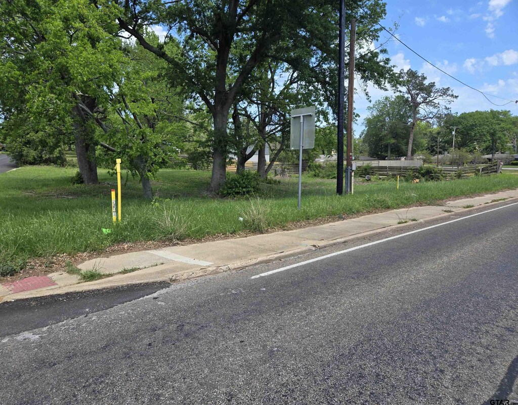 3720 Birdwell Dr, Tyler, TX 75701
