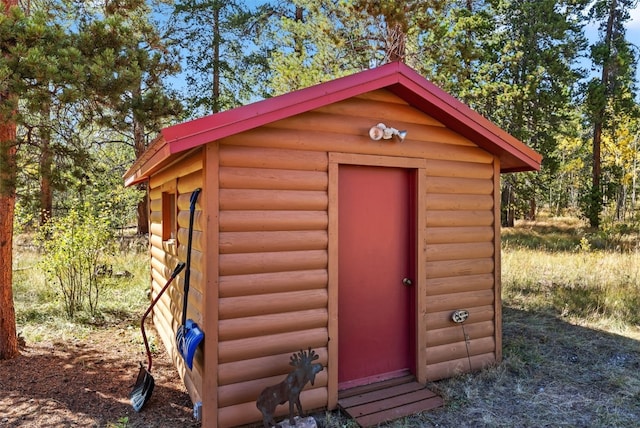 view of outbuilding