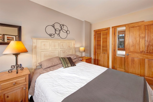 bedroom featuring a closet