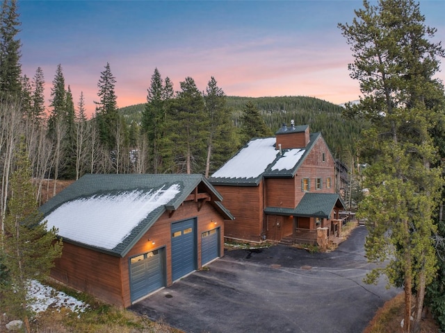 view of front of house with a garage