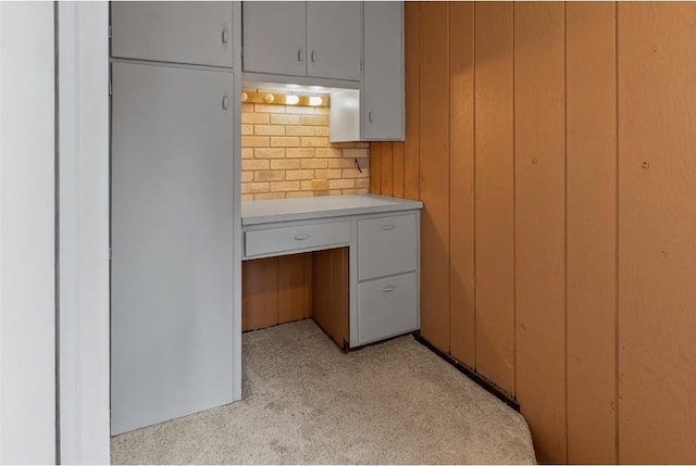 kitchen with tasteful backsplash