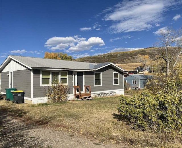 manufactured / mobile home with metal roof