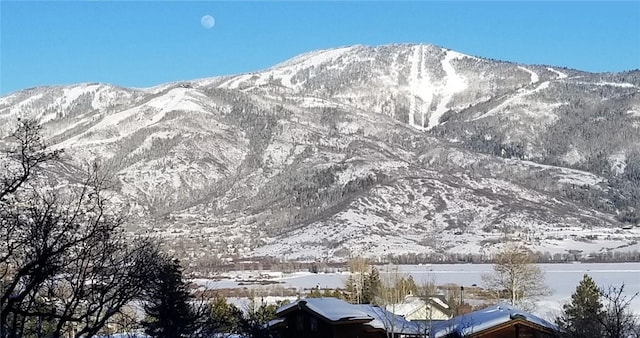 property view of mountains