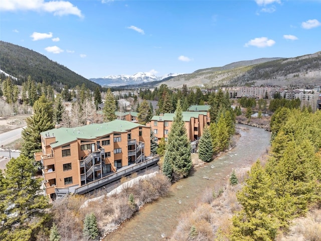 drone / aerial view featuring a mountain view