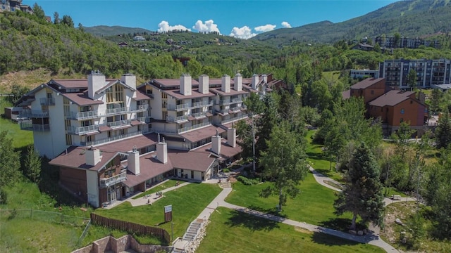 bird's eye view featuring a mountain view