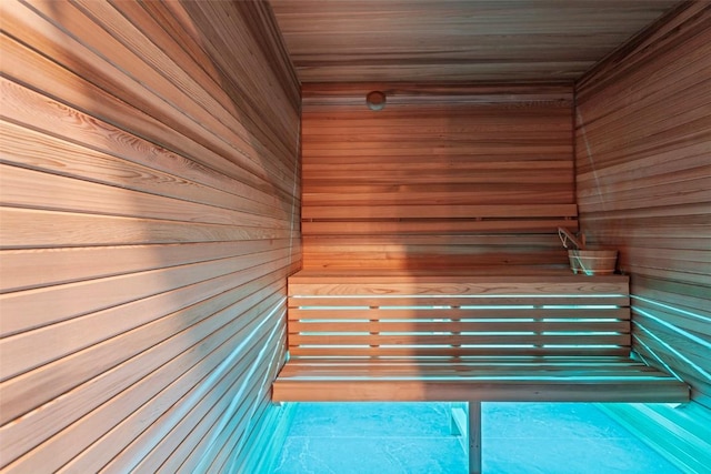 view of sauna / steam room