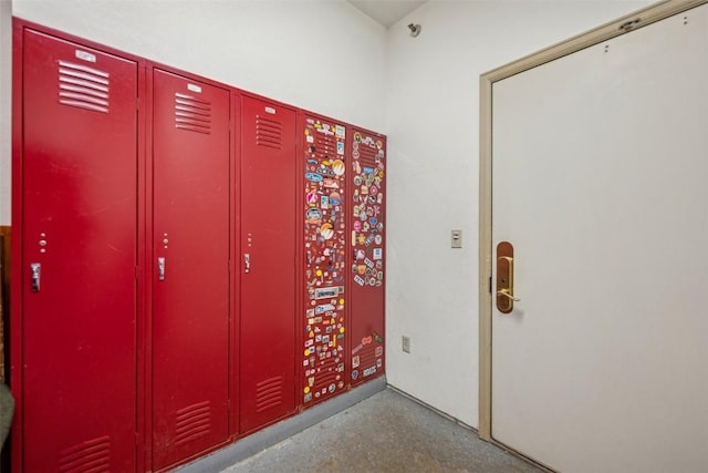 entryway featuring concrete floors