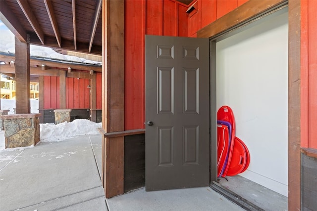 102 Lake Ridge Cir Unit 1887, Keystone, CO 80435 - doorway to property with board and batten siding