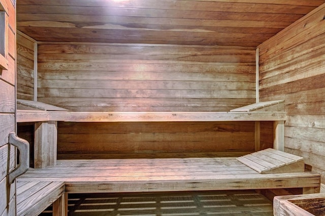 view of sauna / steam room