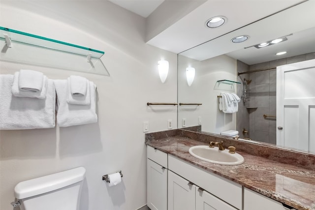 1207 W Keystone Rd Unit 2701, Keystone, CO 80435 - bathroom featuring tiled shower, vanity, and recessed lighting