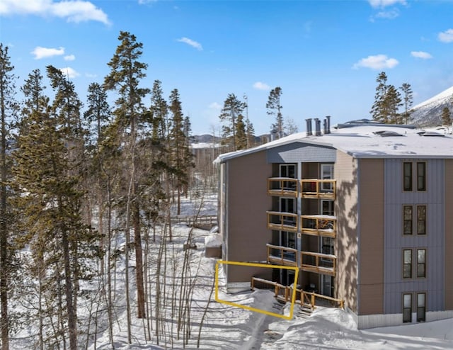 exterior space featuring a mountain view