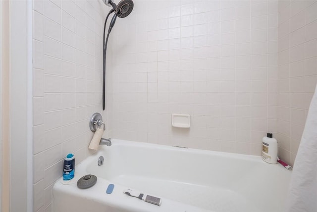 14 Redwood Ct Unit 14, Steamboat Springs, CO 80487 - full bathroom featuring shower / bath combo