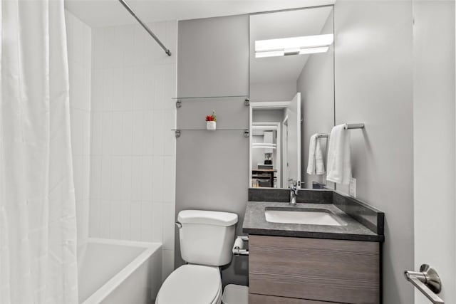 2350 Ski Trail Ln Unit 112, Steamboat Springs, CO 80487 - bathroom with vanity and shower / bath combo