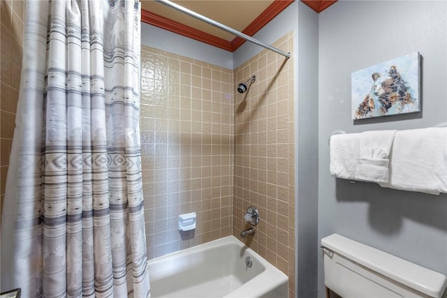 9490 Ryan Gulch Rd Unit 94202, Silverthorne, CO 80498 - full bath with crown molding and shower / bathtub combination with curtain