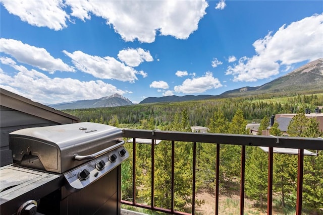 9490 Ryan Gulch Rd Unit 94202, Silverthorne, CO 80498 - mountain view featuring a heavily wooded area