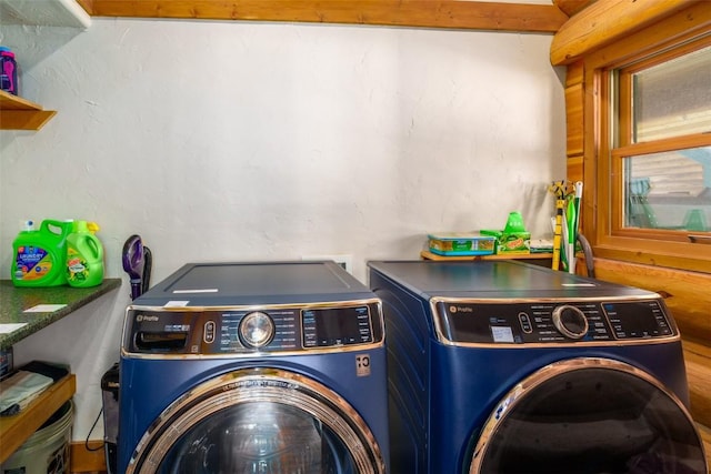 57640 County Road 129, Clark, CO 80428 - laundry room featuring washing machine and dryer
