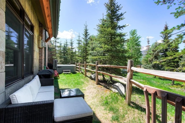 view of yard featuring an outdoor hangout area