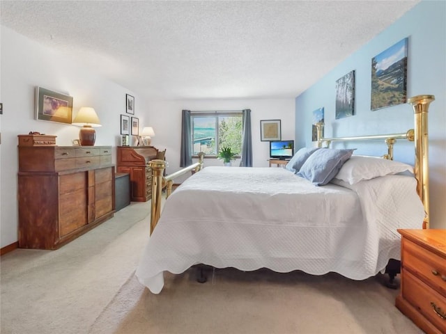 1346 Rainbow Dr, Silverthorne, CO 80498 - bedroom with light colored carpet and a textured ceiling