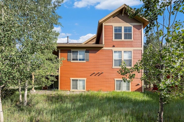 104 Saddle Horn Ct, Granby, CO 80446 - view of side of home