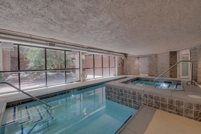 188 E Ln Bonte St Unit 327, Dillon, CO 80435 - indoor community pool with a hot tub