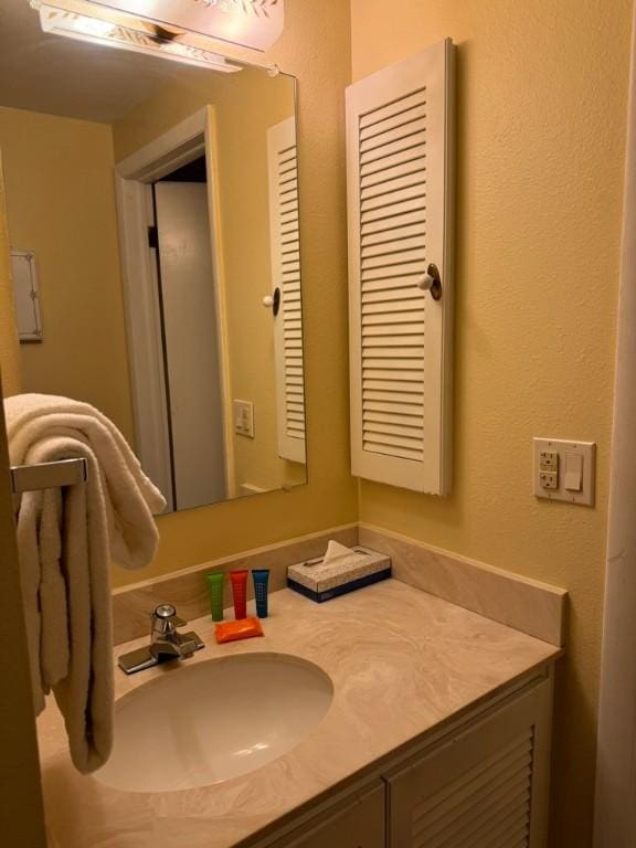 401 W La Bonte St Unit 210, Dillon, CO 80435 - bathroom featuring vanity