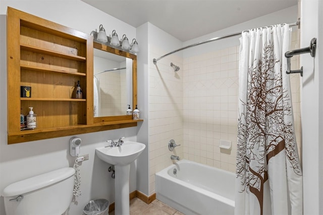 150 Dercum Sq Unit 8499, Keystone, CO 80435 - full bathroom with shower / tub combo with curtain, tile patterned flooring, toilet, and a sink