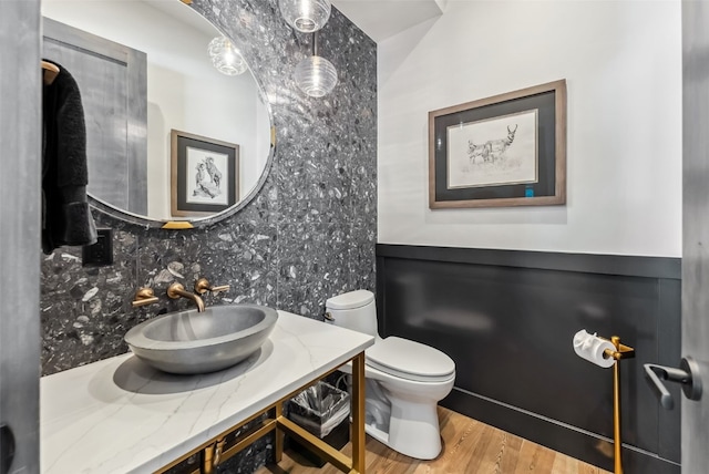 257 Barton Ridge Dr, Breckenridge, CO 80424 - bathroom featuring wood finished floors and vanity
