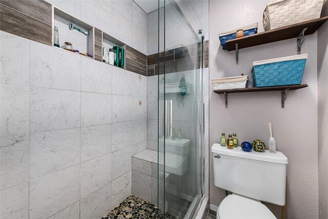 21 Balsam Ct, Steamboat Springs, CO 80487 - full bath featuring a shower stall and toilet