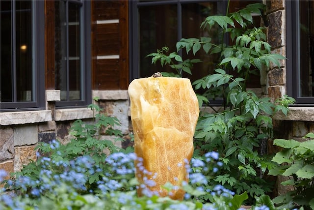 330 High Park Ct, Silverthorne, CO 80498 - details featuring stone siding