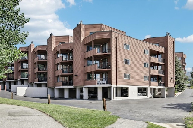 210 E Ln Bonte St Unit 121, Dillon, CO 80435 - view of apartment building / complex