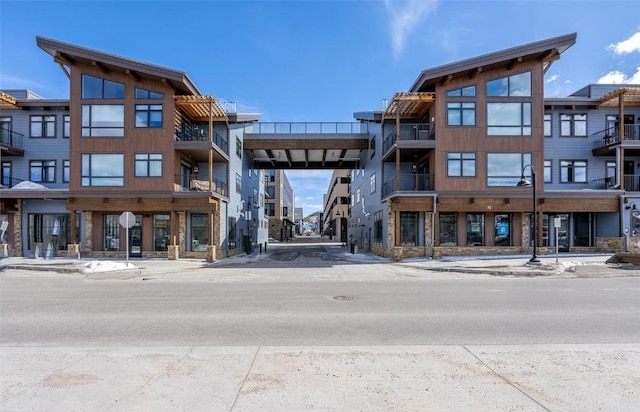 75 W 4th St Unit 206, Silverthorne, CO 80497 - view of building exterior