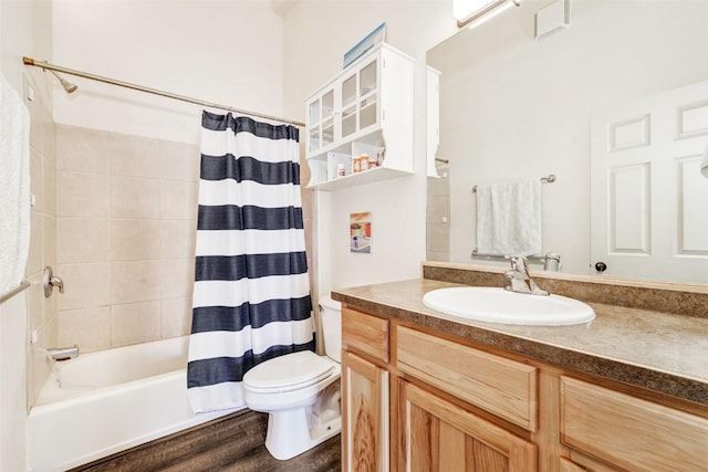 471 Enterprise St Unit C, Hayden, CO 81639 - bathroom featuring toilet, vanity, and shower / bath combo