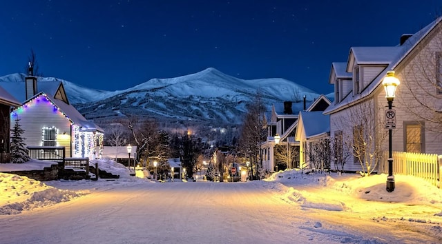 exterior space featuring a mountain view