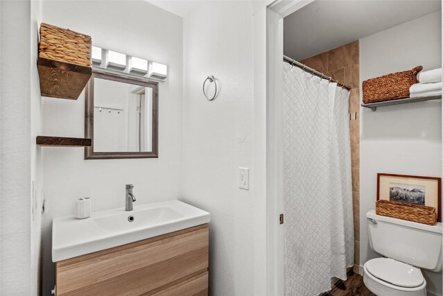 40 Cedar Ct, Steamboat Springs, CO 80487 - bathroom featuring vanity and curtained shower