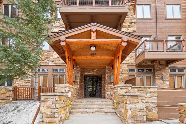 224 Trailhead Dr Unit 3075, Keystone, CO 80435 - full bathroom featuring vanity, toilet, visible vents, and bathtub / shower combination