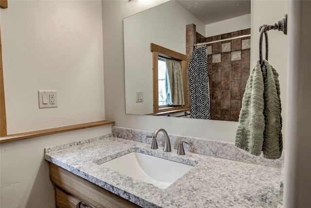 196 Vail Cir, Dillon, CO 80435 - full bath with vanity and tiled shower