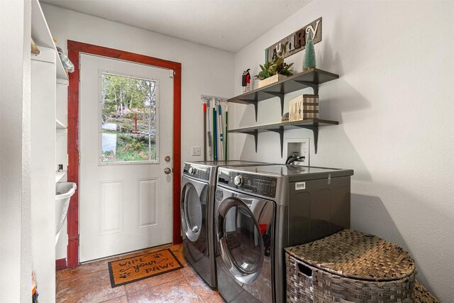 651 Lamb Mountain Rd, Fairplay, CO 80440 - laundry area featuring washing machine and dryer