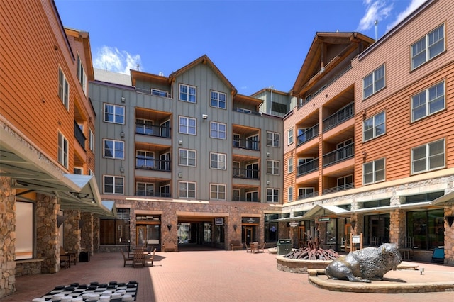 view of building exterior