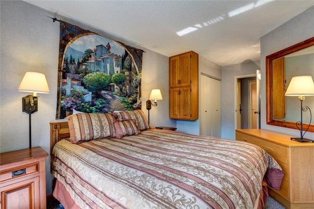 bedroom with a closet