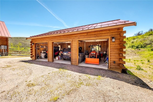 view of detached garage